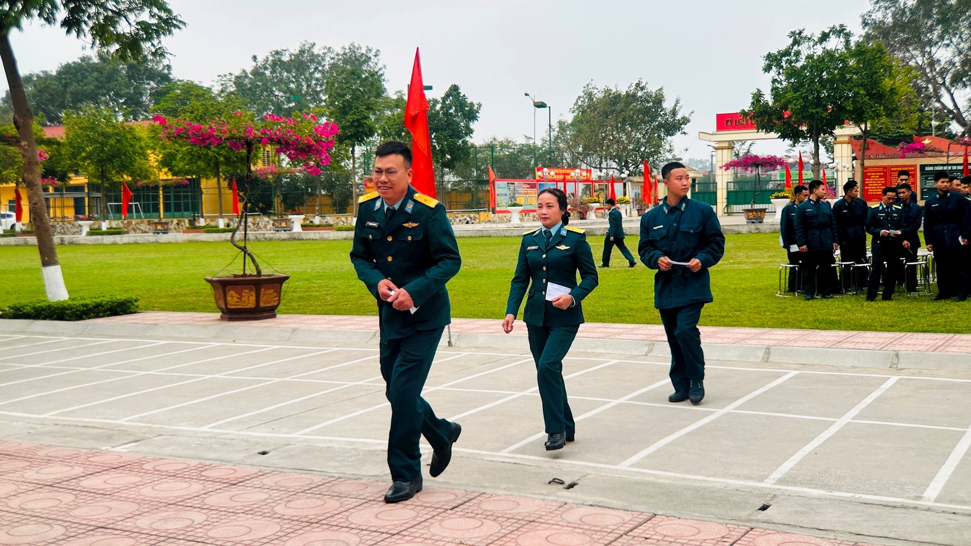 Toàn cảnh không khí bầu cử tại 126 xã, phường của Hà Nội- Ảnh 50.