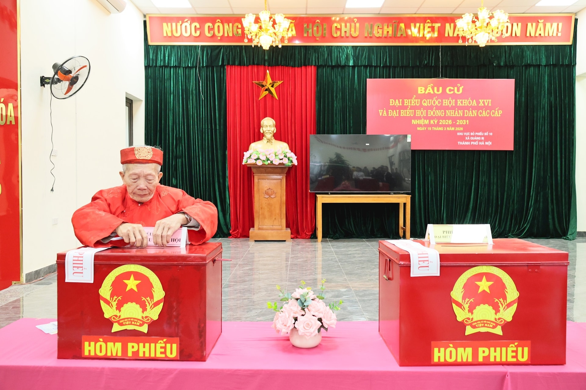 Toàn cảnh không khí bầu cử tại 126 xã, phường của Hà Nội- Ảnh 103.