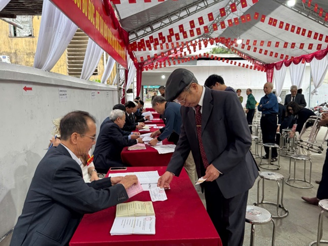 31 khu vực bỏ phiếu xã Hoài Đức đồng loạt khai mạc lúc 6h30- Ảnh 8.