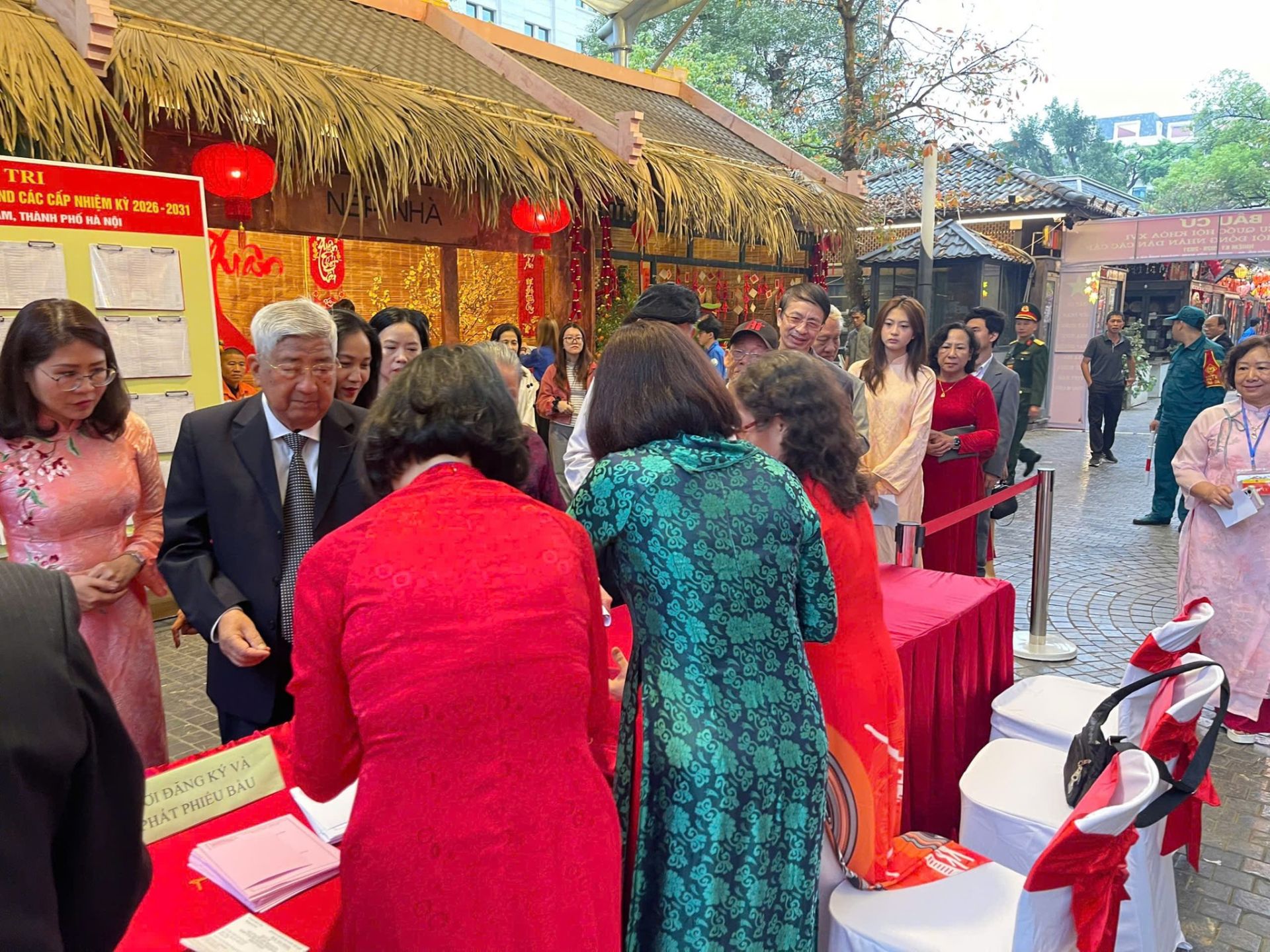 Hà Nội: Phường Cửa Nam khai mạc cuộc bầu cử đại biểu Quốc hội khóa XVI và đại biểu HĐND các cấp- Ảnh 4.