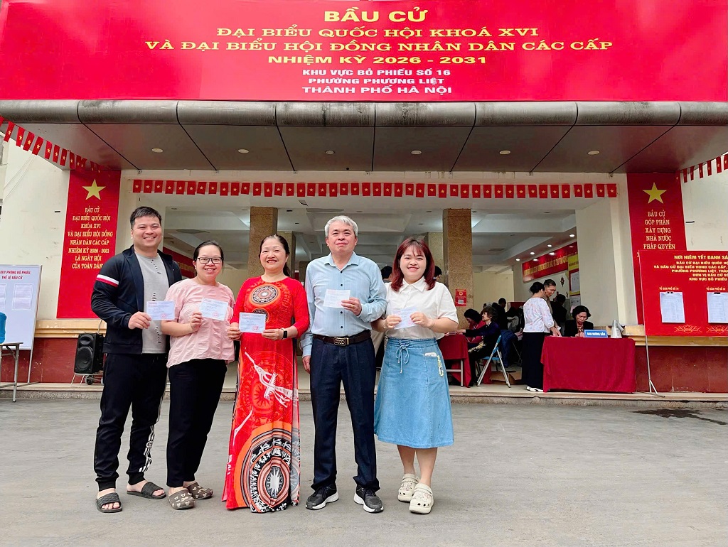 Đúng 6h30 sáng 15/3: Phường Phương Liệt đồng loạt khai mạc Ngày hội bầu cử toàn dân- Ảnh 15.