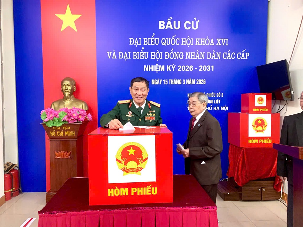 PHƯỜNG PHƯƠNG LIỆT: RỰC RỠ SẮC MÀU NGÀY HỘI TOÀN DÂN KHI CÁC THẾ HỆ CÙNG CHUNG NHỊP ĐẬP LÁ PHIẾU- Ảnh 1.