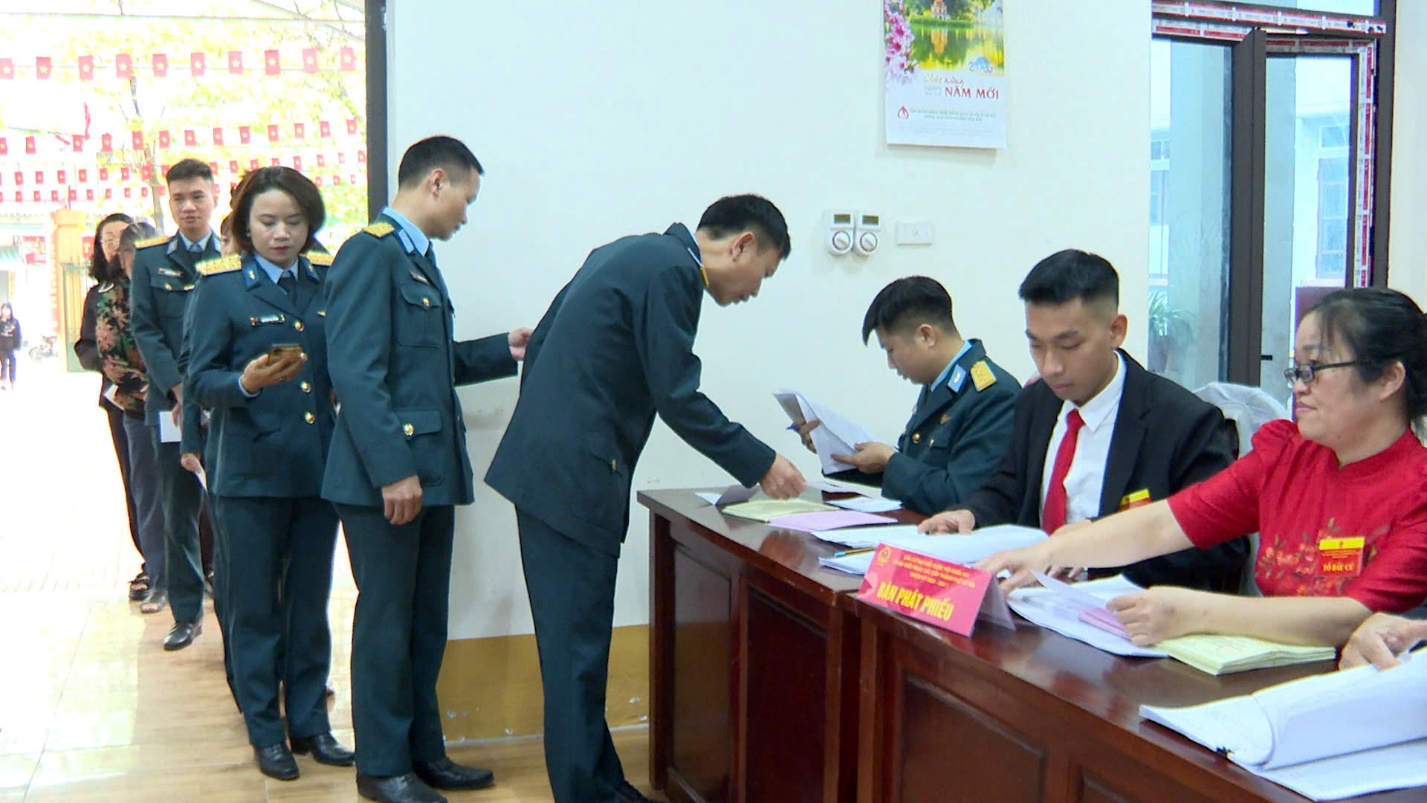 Chính quyền hai cấp - Tầm vóc mới: Nhật ký ngày hội toàn dân tại mảnh đất Hoài Đức anh hùng (Bài 1)- Ảnh 3.