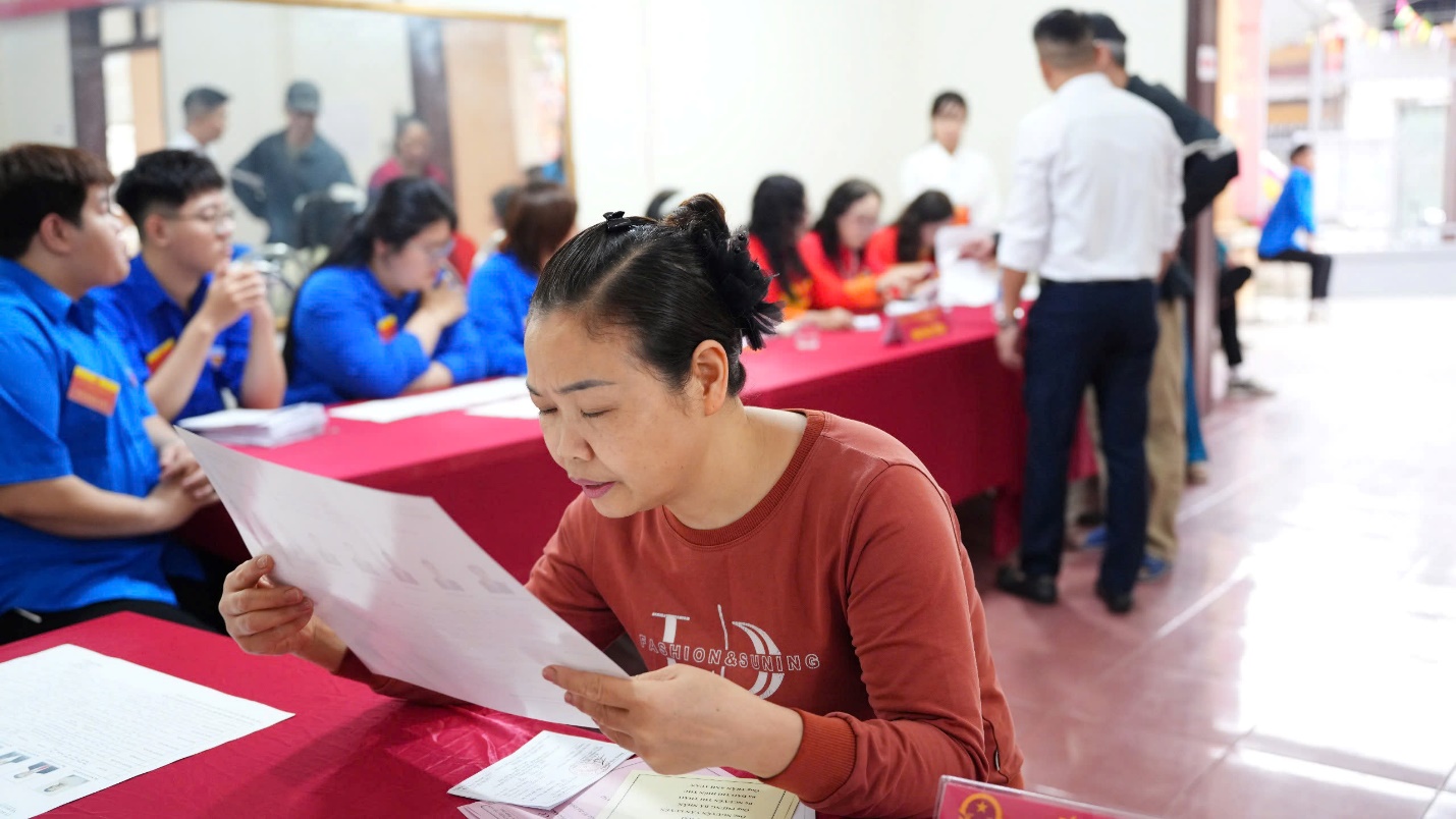 Chính quyền hai cấp - Tầm vóc mới: Nhật ký ngày hội toàn dân tại mảnh đất Hoài Đức anh hùng (Bài 5)- Ảnh 1.