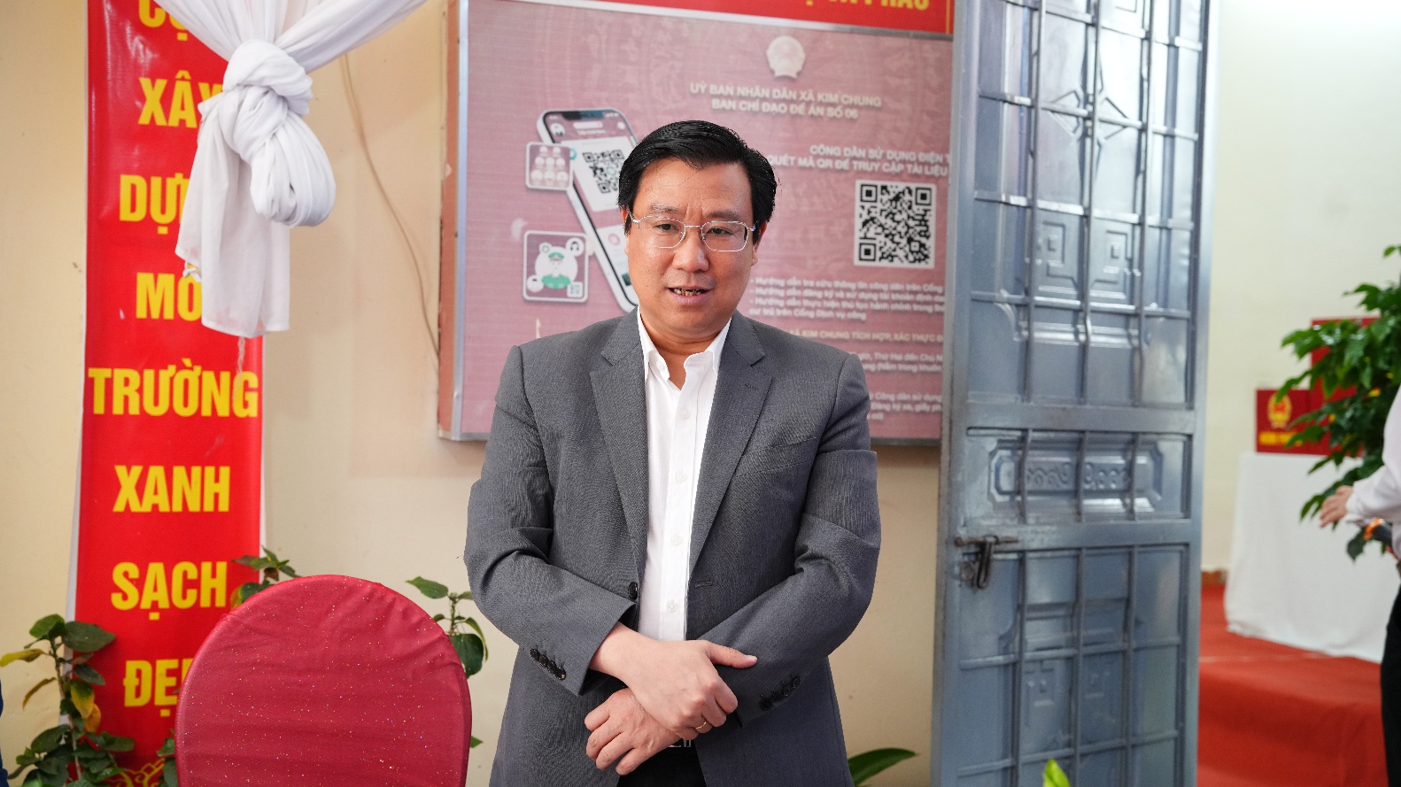 Đoàn giám sát số 06 của Ban Thường vụ Thành ủy kiểm tra công tác chuẩn bị bầu cử tại xã Hoài Đức- Ảnh 5.