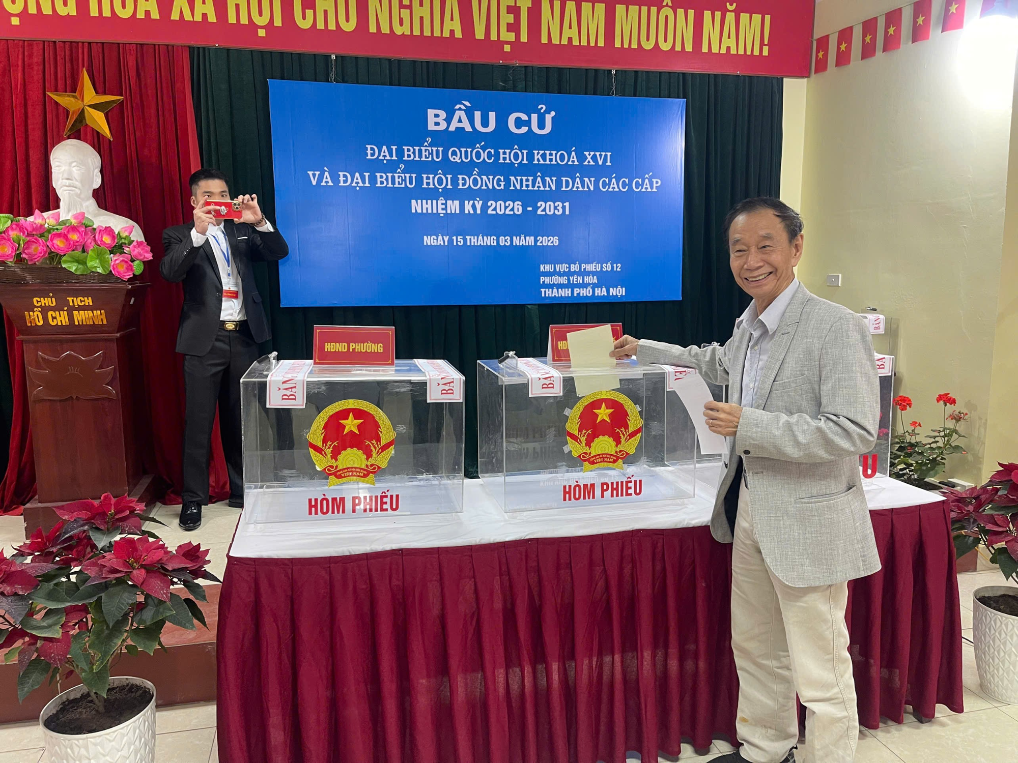 Yên Hòa ngày bầu cử: Ý Đảng lòng Dân quyện hòa trong từng lá phiếu- Ảnh 3.