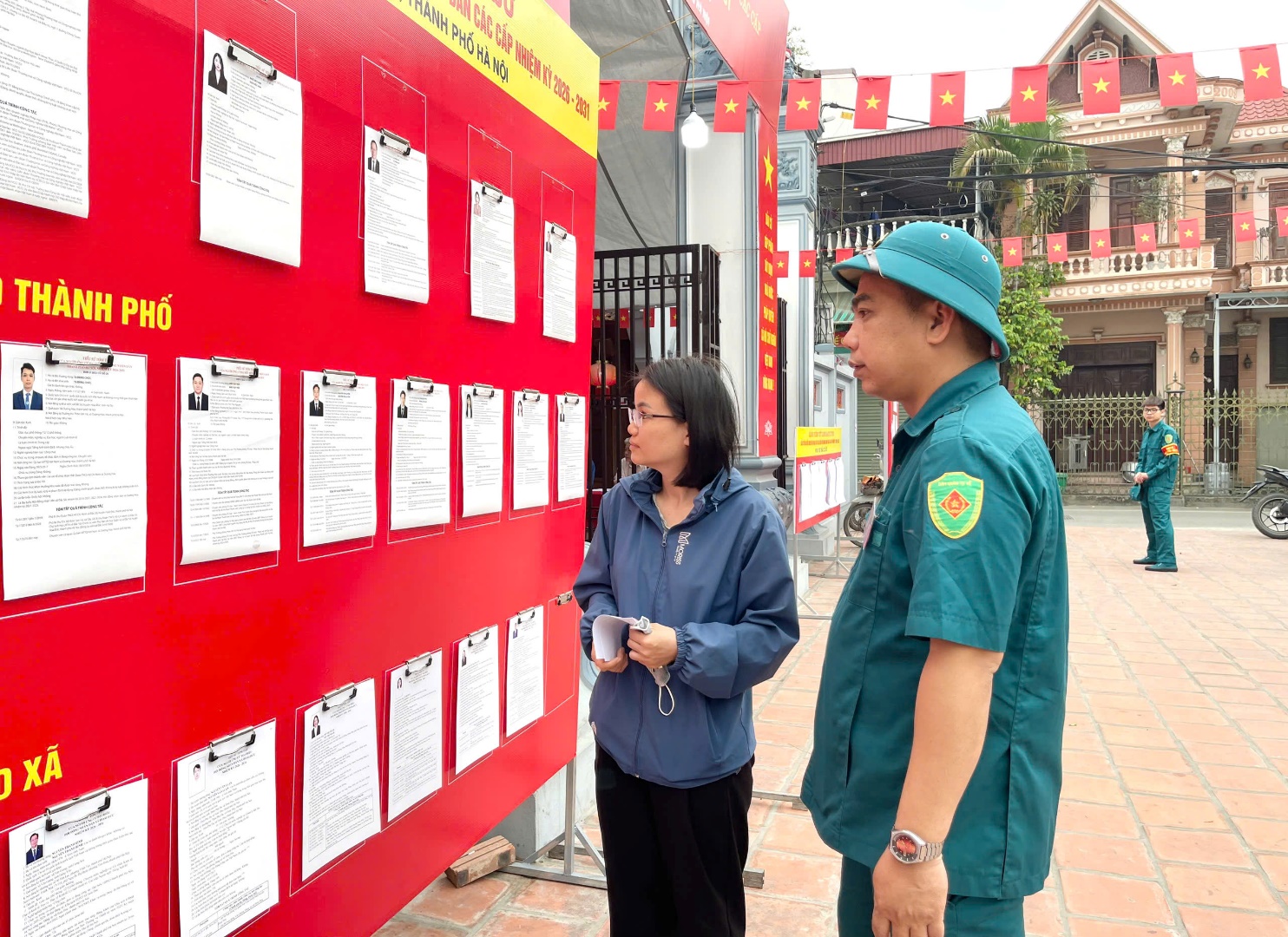 Không khí ngày bầu cử trên địa bàn xã Hoài Đức- Ảnh 5.