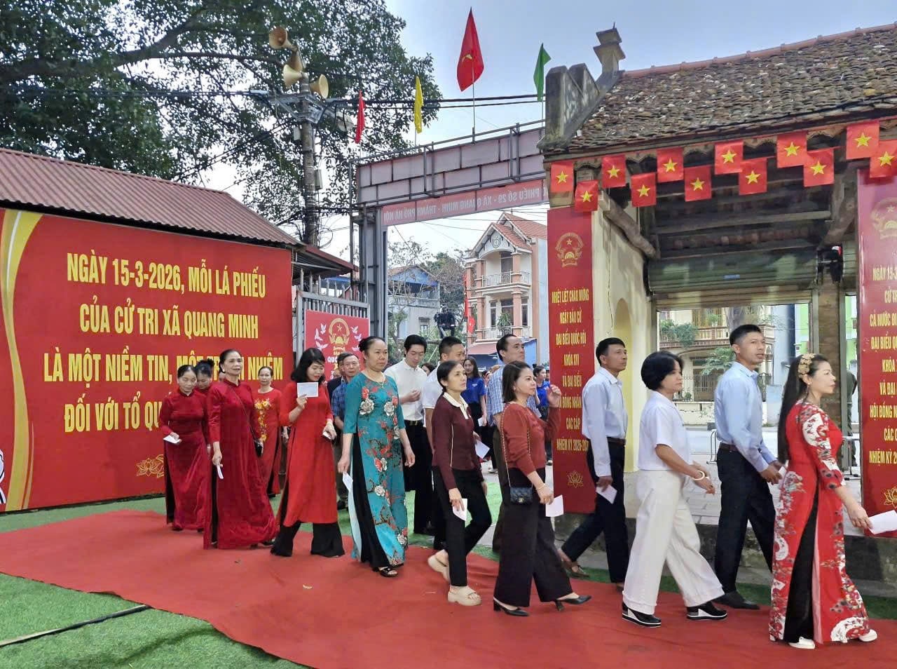 Toàn cảnh không khí bầu cử tại 126 xã, phường của Hà Nội- Ảnh 262.