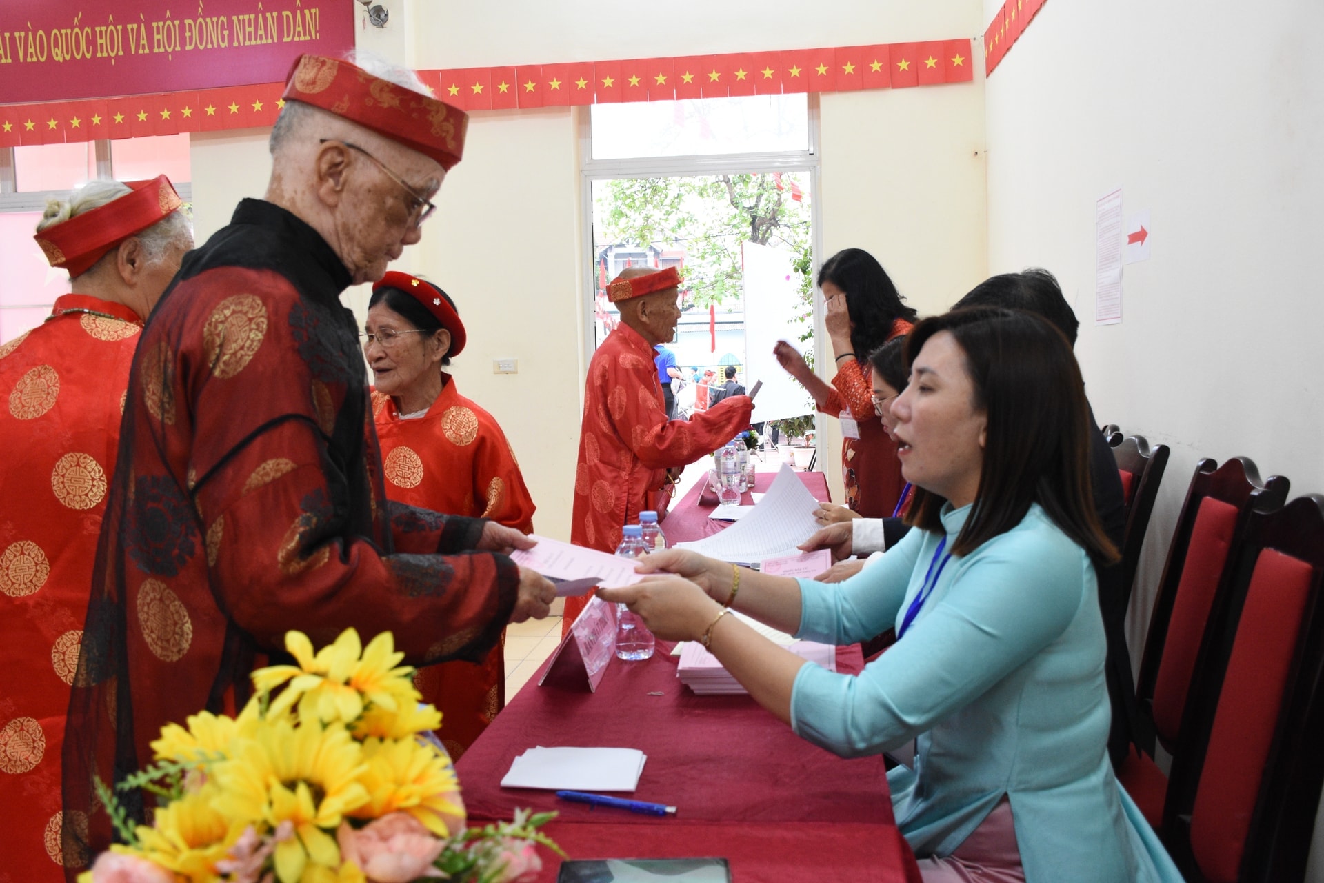 Toàn cảnh không khí bầu cử tại 126 xã, phường của Hà Nội- Ảnh 106.