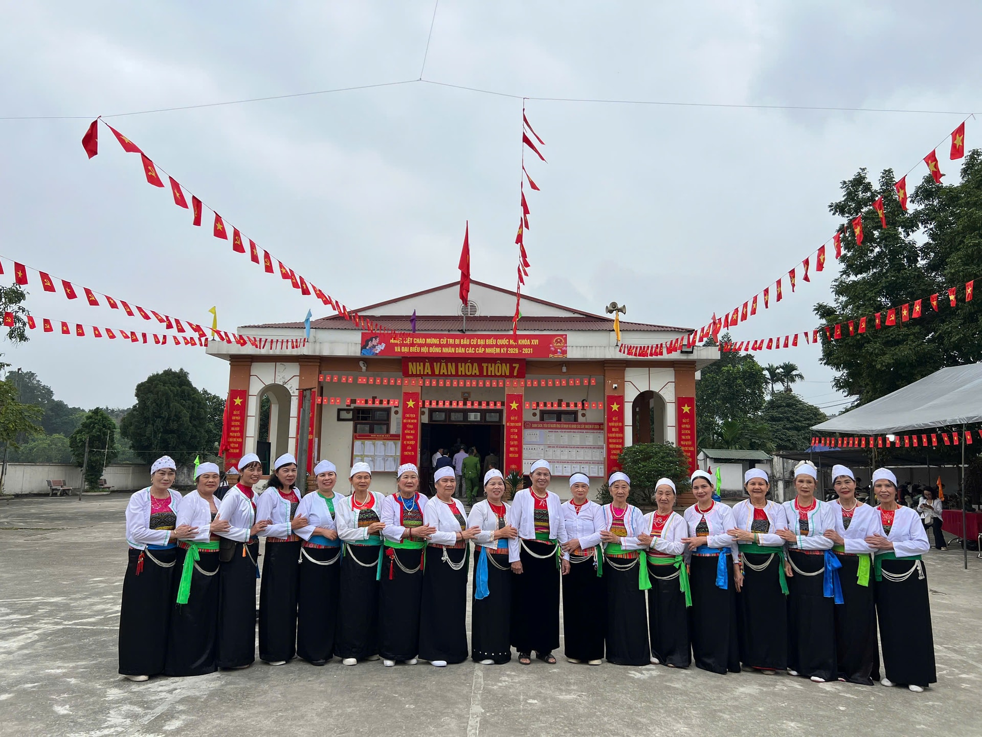 Toàn cảnh không khí bầu cử tại 126 xã, phường của Hà Nội- Ảnh 183.