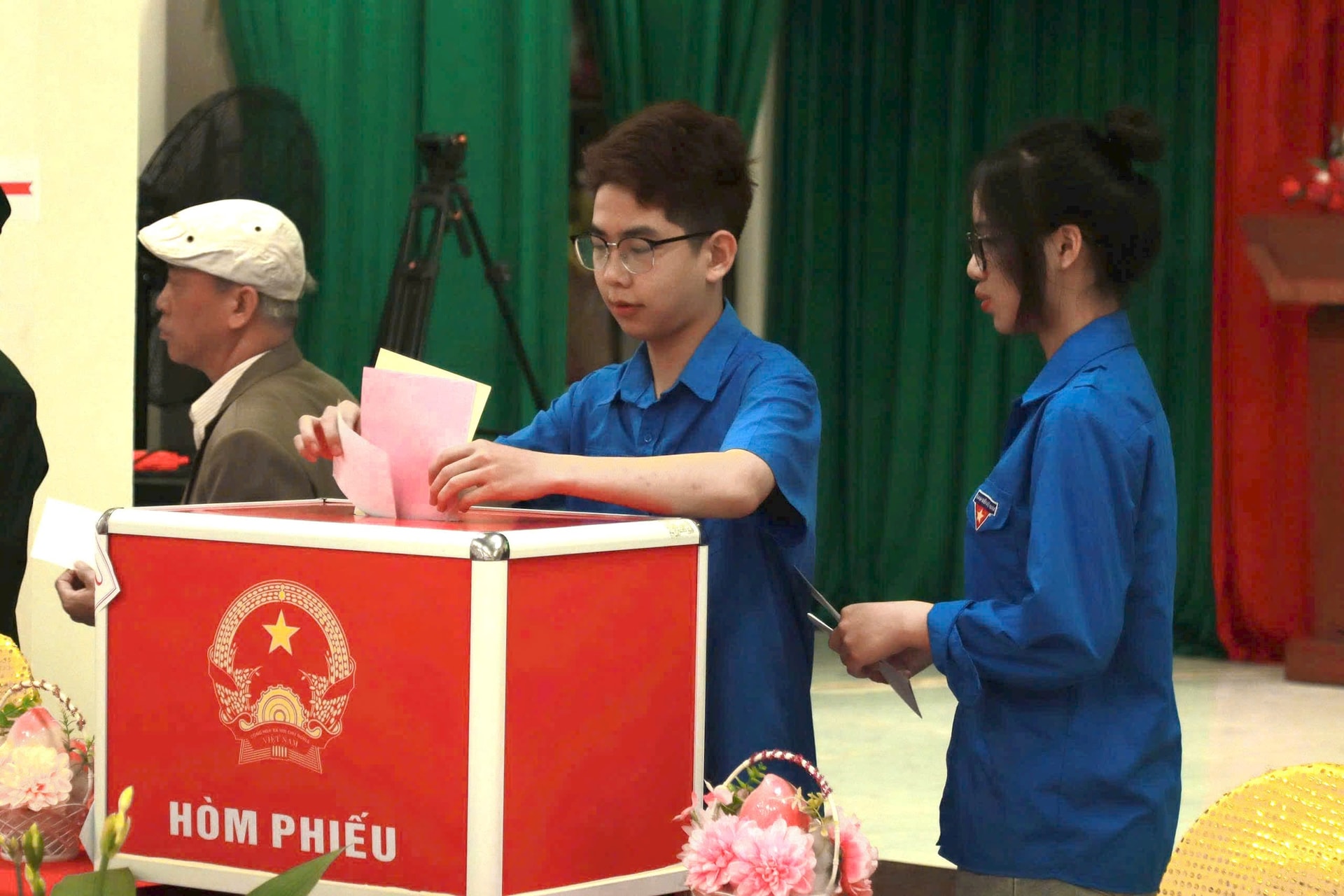 Toàn cảnh không khí bầu cử tại 126 xã, phường của Hà Nội- Ảnh 74.