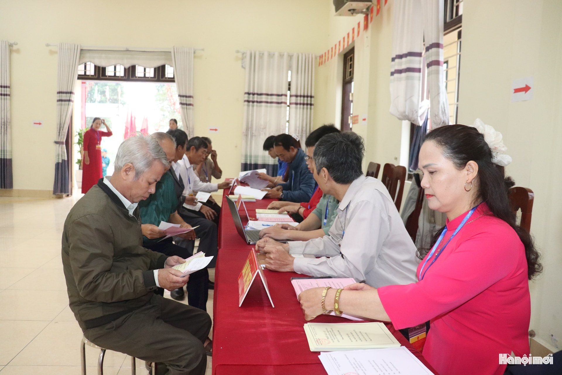 Toàn cảnh không khí bầu cử tại 126 xã, phường của Hà Nội- Ảnh 164.