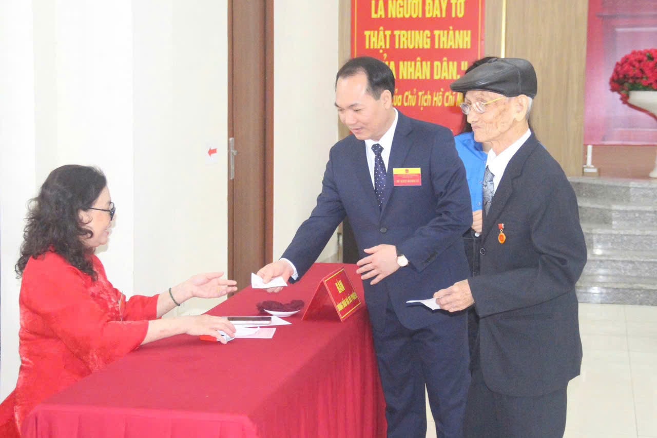 Toàn cảnh không khí bầu cử tại 126 xã, phường của Hà Nội- Ảnh 101.