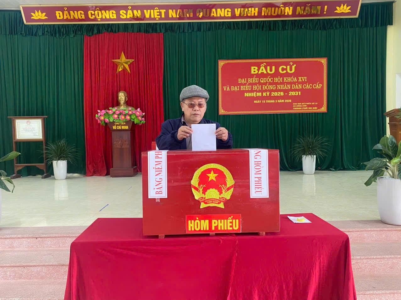 Toàn cảnh không khí bầu cử tại 126 xã, phường của Hà Nội- Ảnh 194.