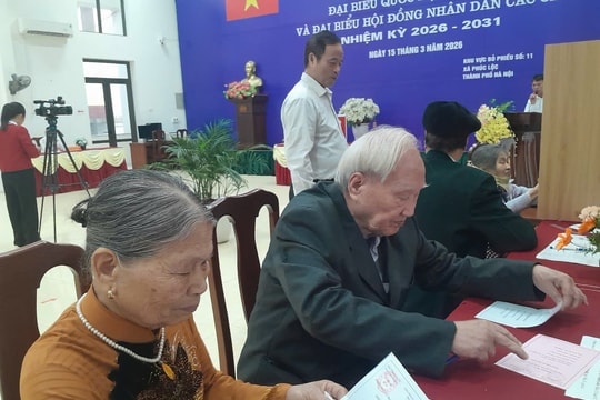 Toàn cảnh không khí bầu cử tại 126 xã, phường của Hà Nội- Ảnh 38.