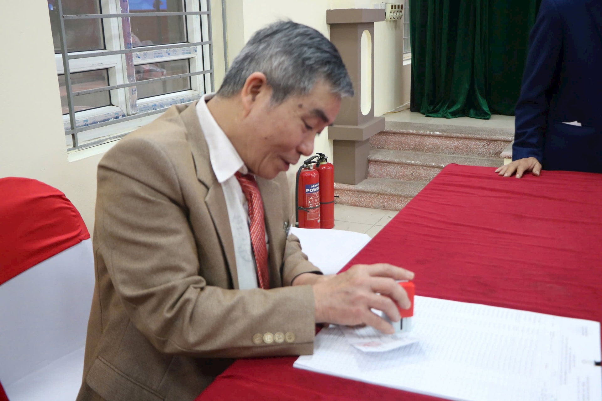 Lãnh đạo xã Quang Minh kiểm tra công tác bầu cử tại địa phương- Ảnh 8.