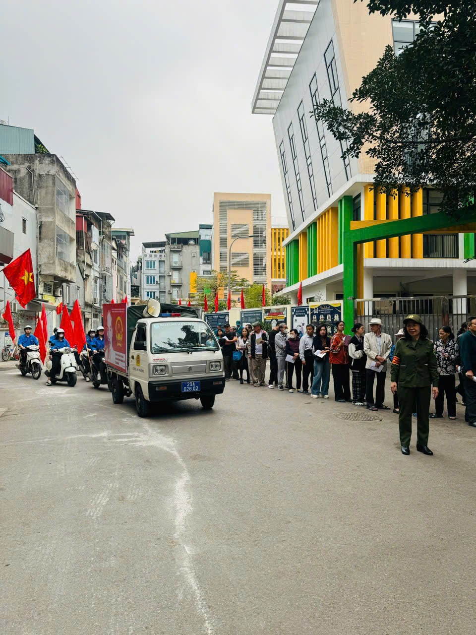 CỬ TRI PHƯỜNG VĨNH TUY HÂN HOAN TRONG NGÀY HỘI LỚN- Ảnh 2.