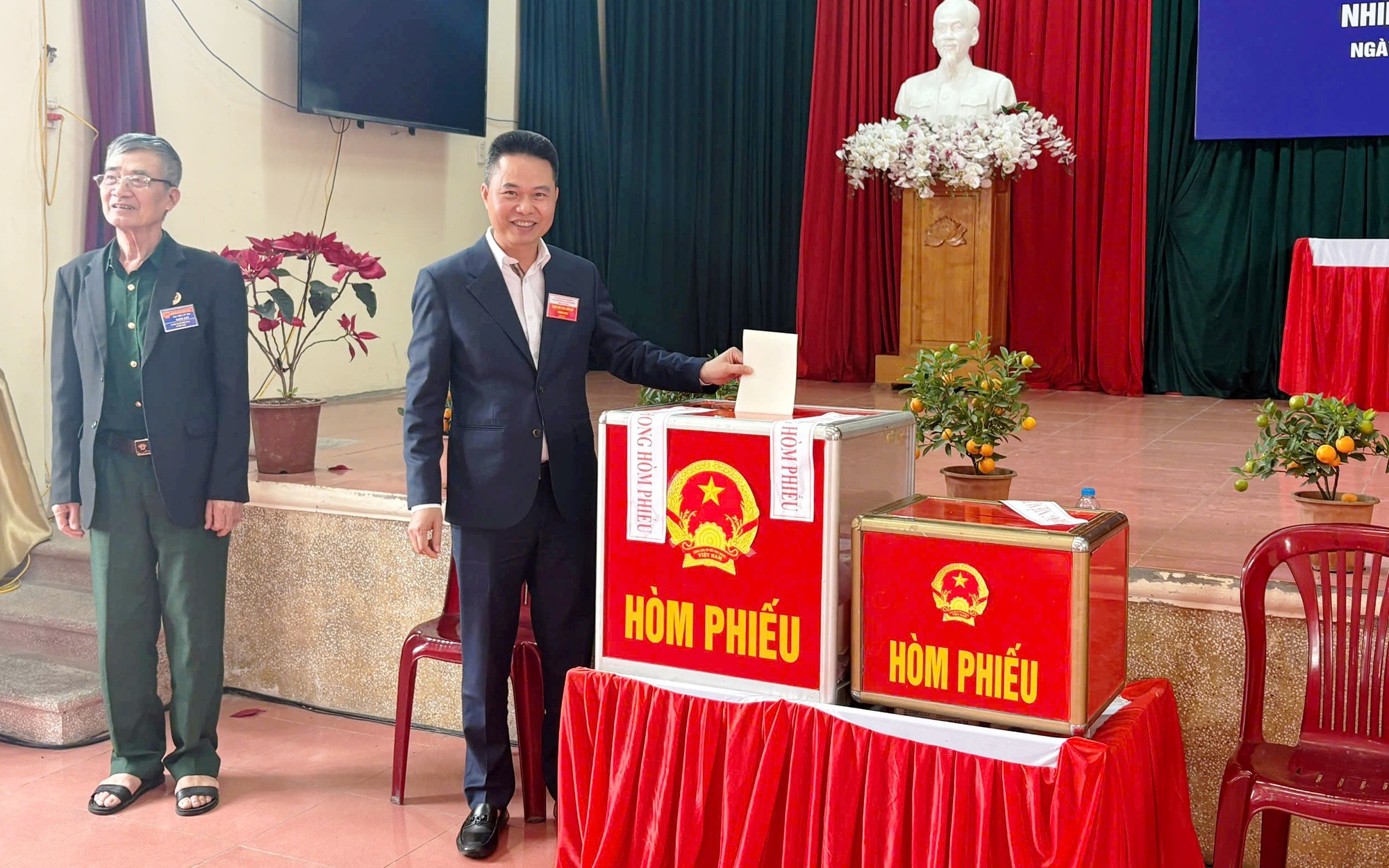 Xã Phú Xuyên: 12 thôn hoàn thành 100% tỷ lệ bỏ phiếu ngay trong buổi sáng