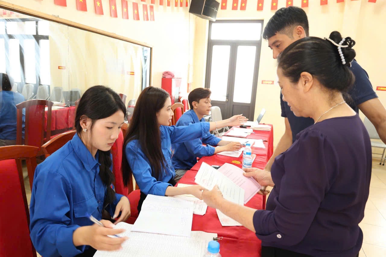 Tuổi trẻ Mê Linh xung kích, sáng tạo phục vụ ngày hội non sông- Ảnh 5.