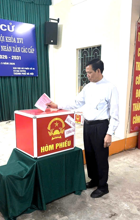 Đồng bào Công giáo xã Đại Xuyên tích cực tham gia bầu cử- Ảnh 3.