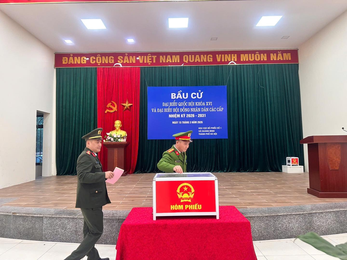 Gần 42 nghìn cử tri tại xã Quang Minh đã tham gia bỏ phiếu, đạt 98,94%- Ảnh 8.