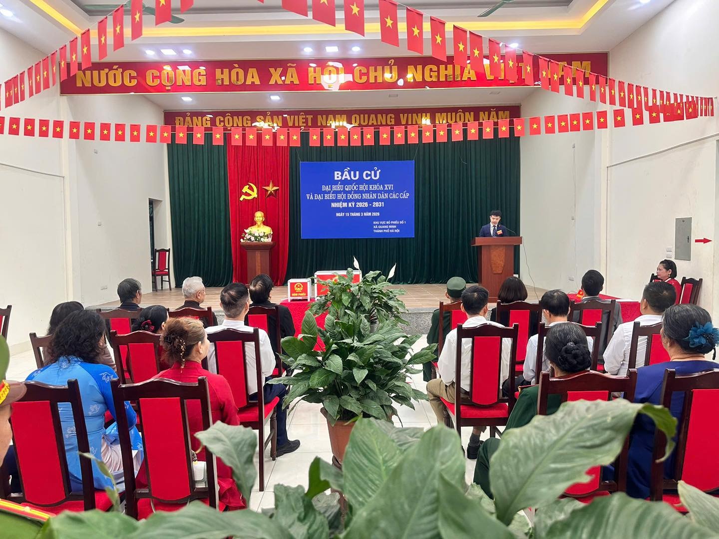 Gần 42 nghìn cử tri tại xã Quang Minh đã tham gia bỏ phiếu, đạt 98,94%- Ảnh 3.