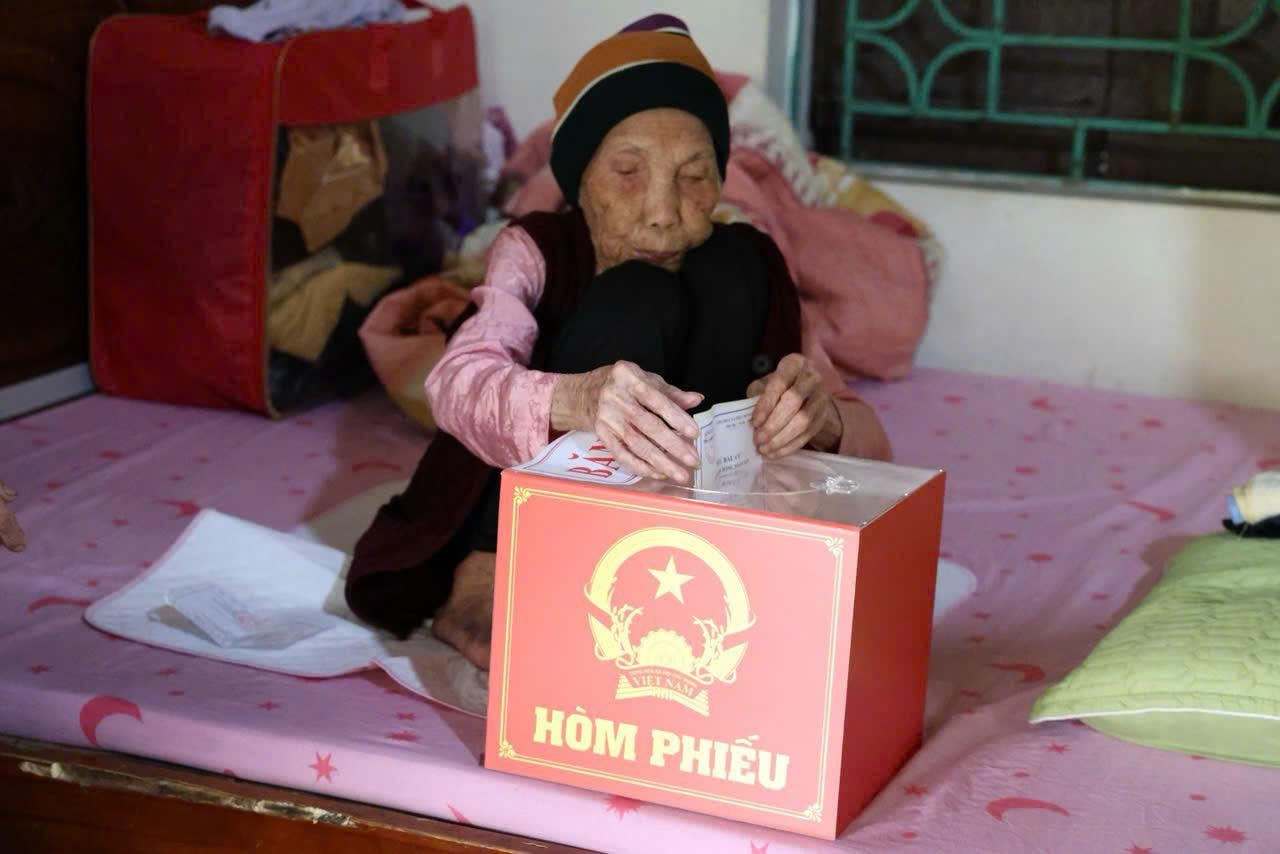 Minh Châu hoàn tất bầu cử sớm: 100% cử tri tham gia bỏ phiếu- Ảnh 1.