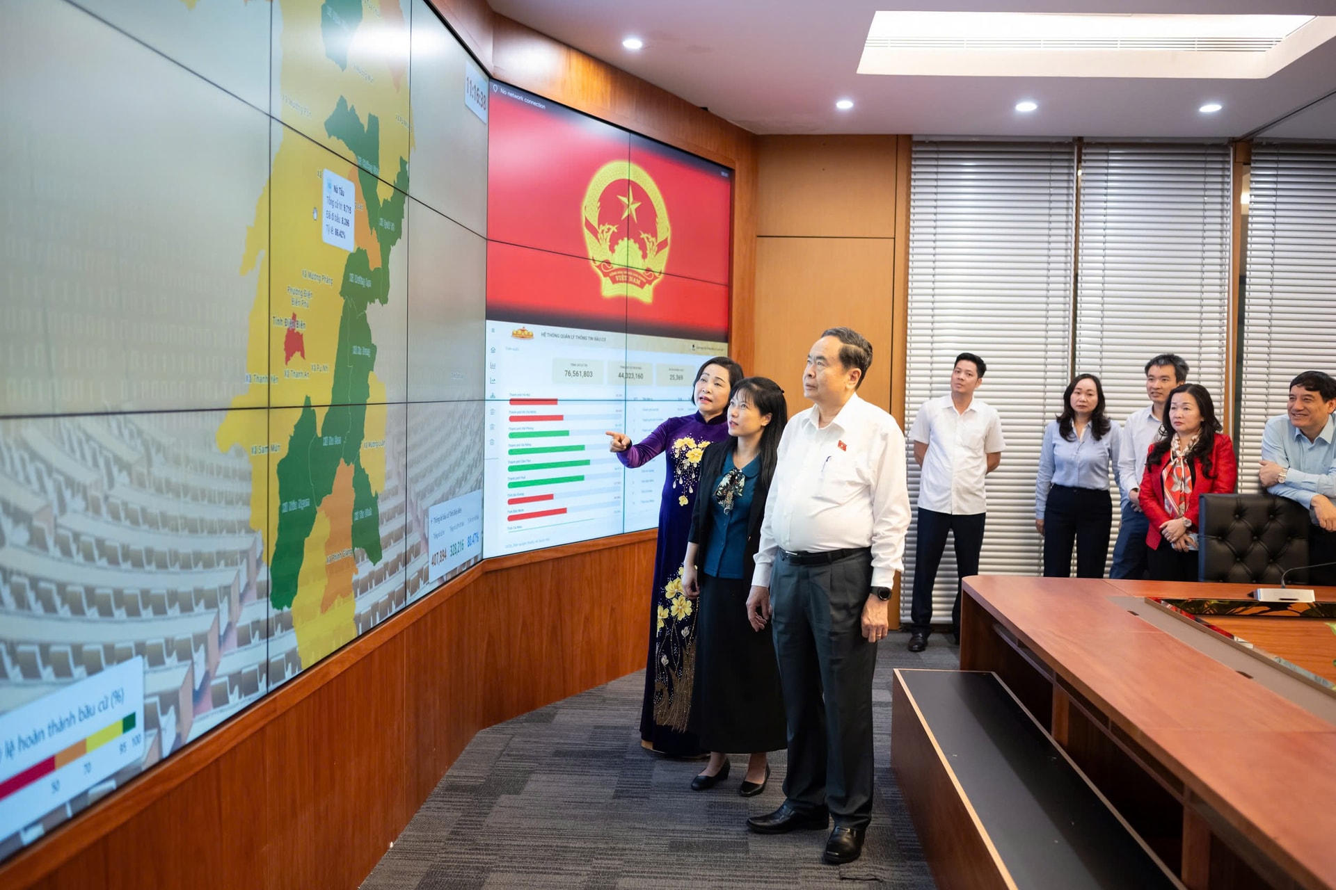 Cả nước có 99,38% cử tri tham gia bầu cử đại biểu Quốc hội và đại biểu HĐND các cấp- Ảnh 1.