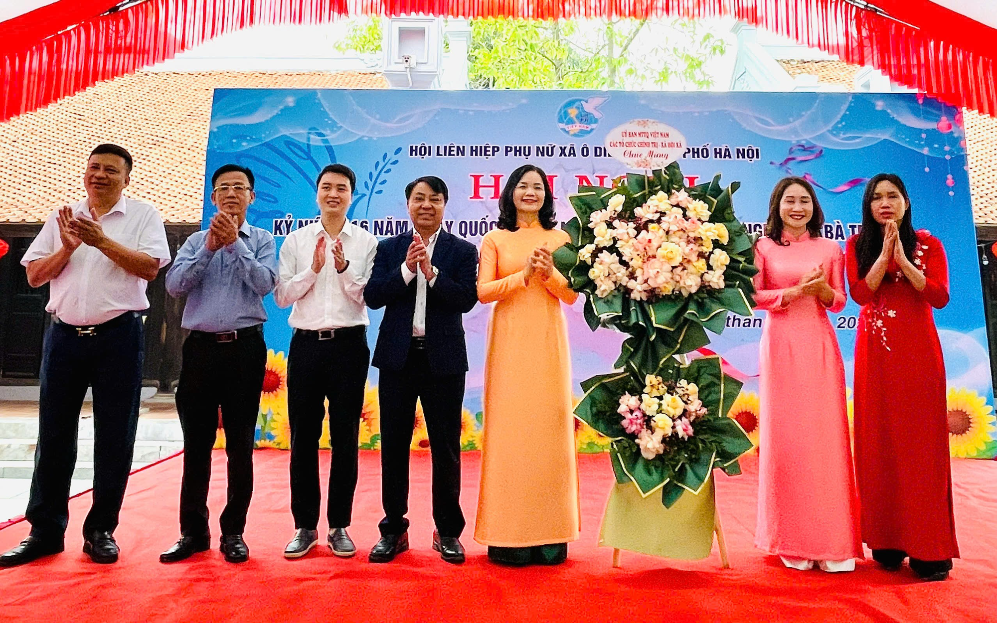 Ban Chấp hành Hội LHPN xã Ô Diên tổ chức kỷ niệm 116 năm Ngày Quốc tế Phụ nữ 8/3- Ảnh 1.