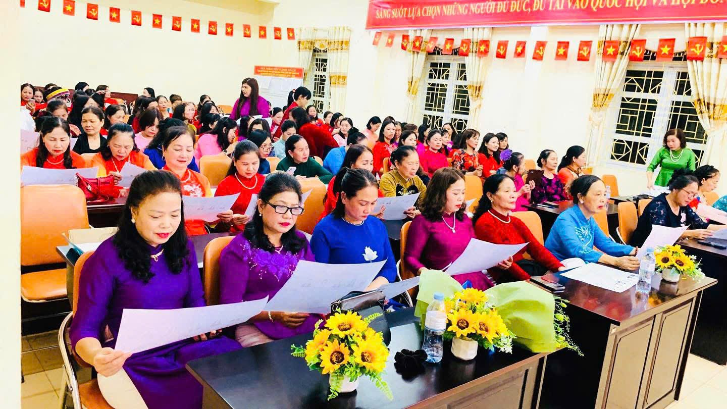 Các chi hội Phụ nữ xã Ô Diên sôi nổi tổ chức các hoạt động kỷ niệm 116 năm ngày Quốc tế phụ nữ 8/3; 1986 năm cuộc khởi nghĩa Hai Bà Trưng - Ảnh 1.