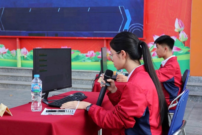Kịch tính Chung kết “Đường lên đỉnh Olympia” 2026 tại THPT Hoài Đức A.- Ảnh 4.