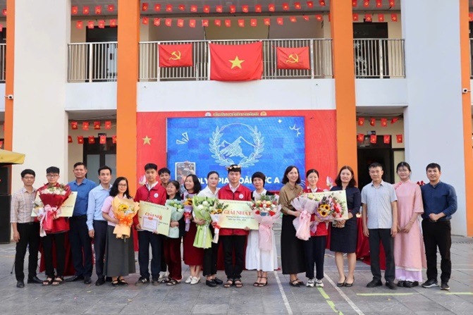 Kịch tính Chung kết “Đường lên đỉnh Olympia” 2026 tại THPT Hoài Đức A.- Ảnh 10.