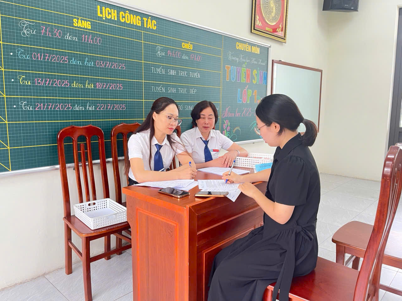 Hoài Đức dự hội nghị trực tuyến về công tác tuyển sinh vào các cấp học năm học 2026 – 2027- Ảnh 3.