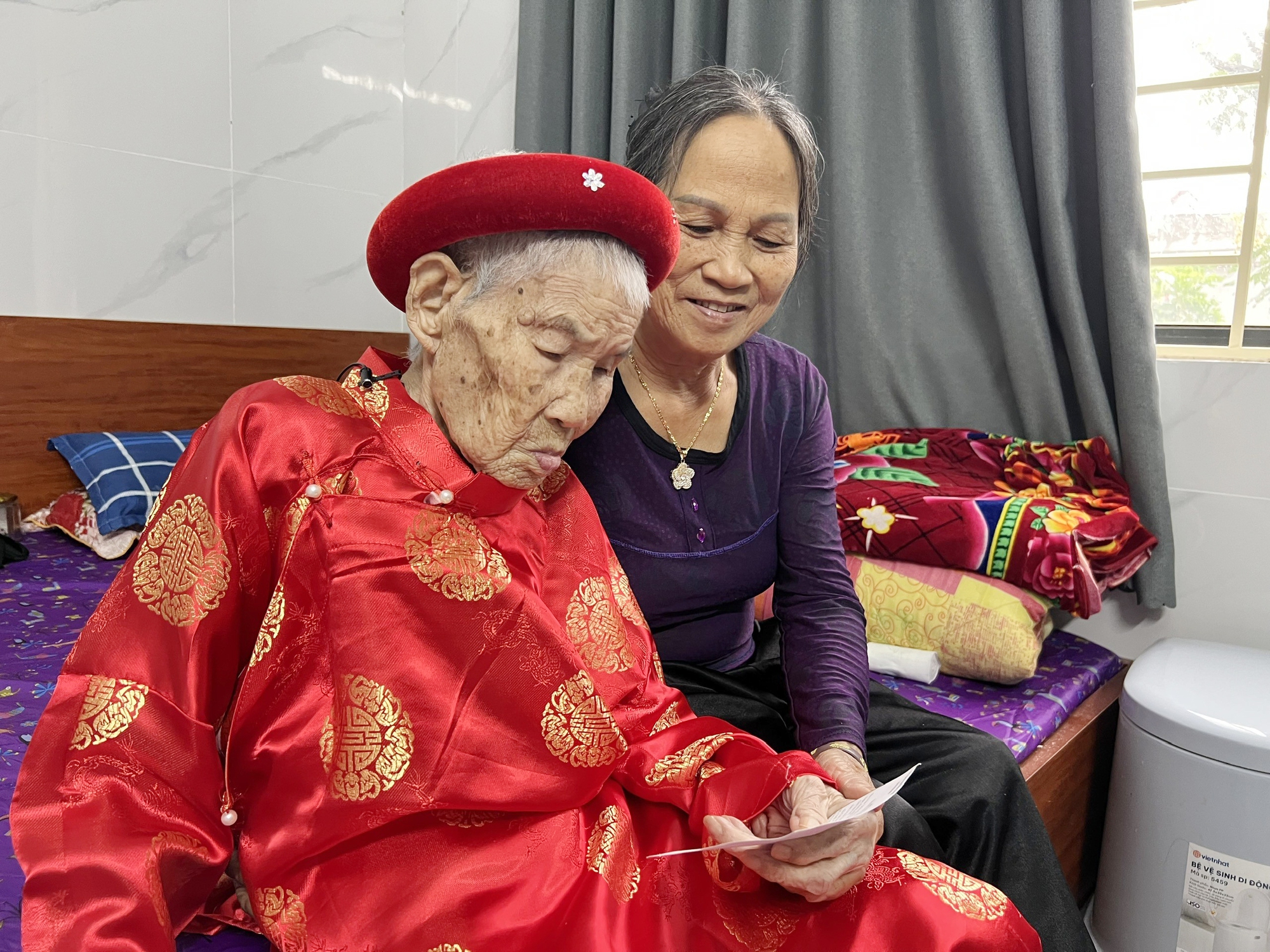 Lá phiếu của nữ cử tri 115 tuổi ở Hà Nội- Ảnh 3.