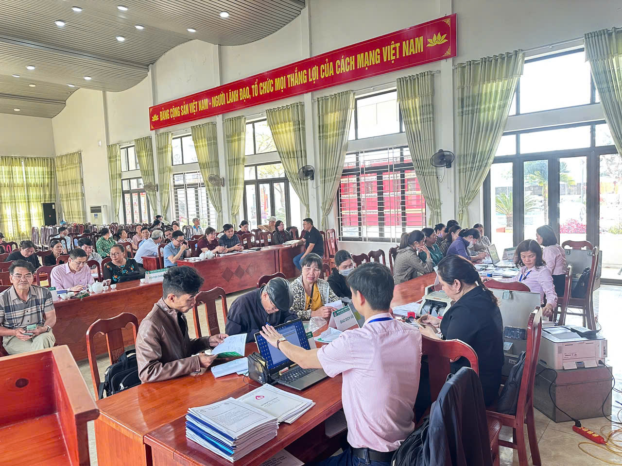 ĐOÀN KIỂM TRA NHCSXH TRUNG ƯƠNG KIỂM TRA HOẠT ĐỘNG TÍN DỤNG CHÍNH SÁCH TẠI XÃ PHÚC SƠN- Ảnh 1.