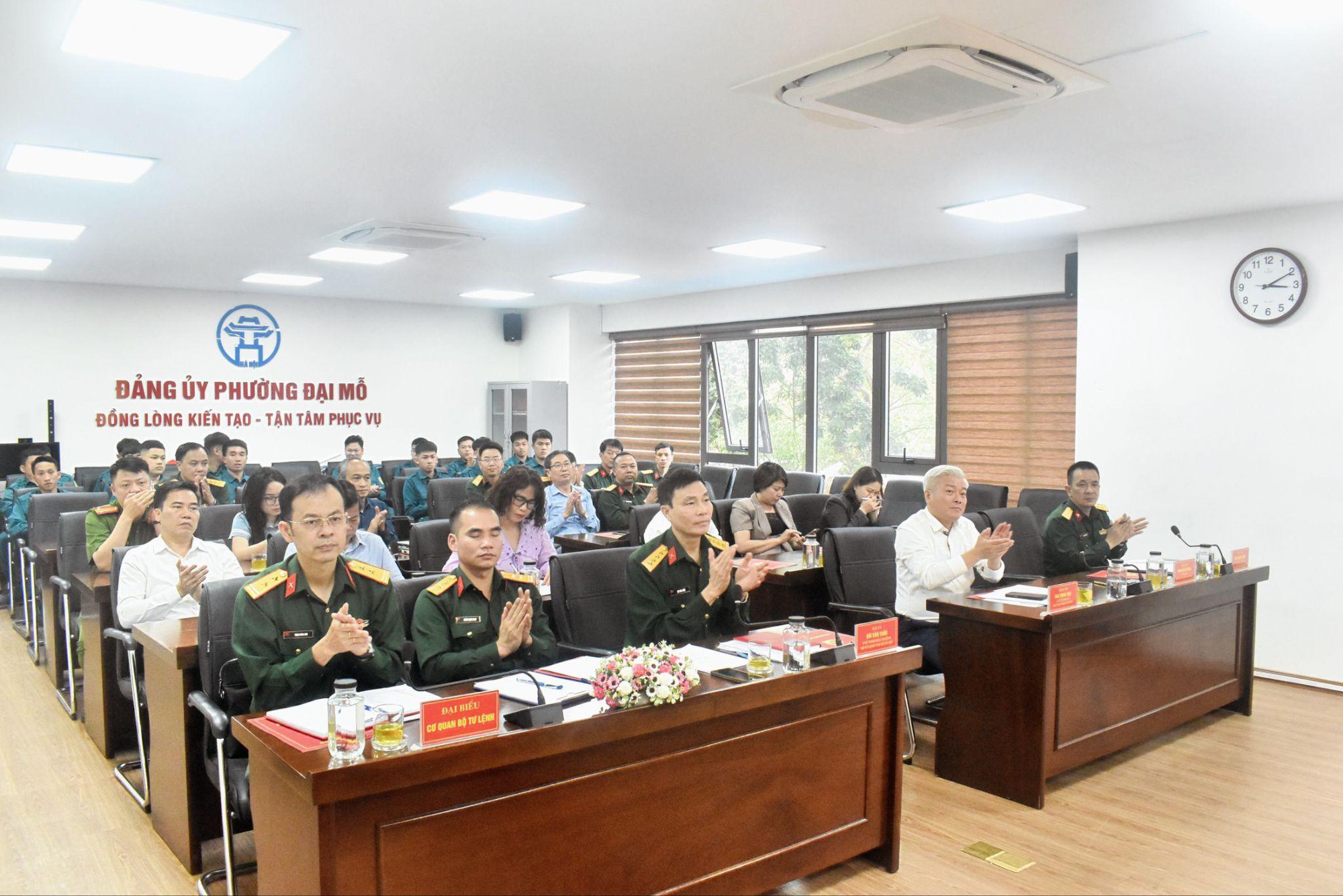 Phường Đại Mỗ công bố Quyết định thành lập Trung đội Dân quân thường trực- Ảnh 1.