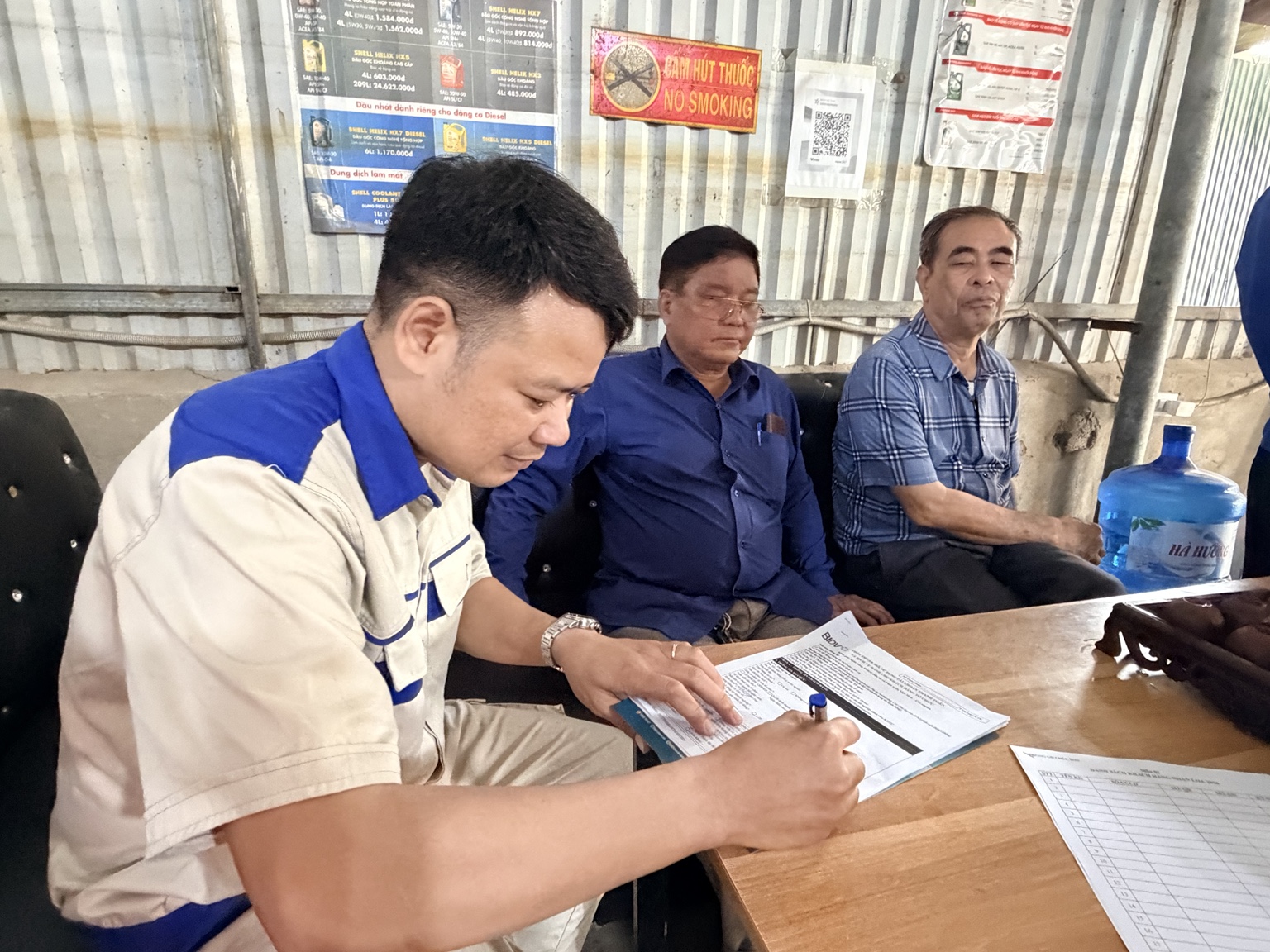 XÃ TRẦN PHÚ TRIỂN KHAI CHƯƠNG TRÌNH THÍ ĐIỂM “CHỢ THÔNG MINH”, TUYẾN PHỐ KHÔNG DÙNG TIỀN MẶT- Ảnh 2.