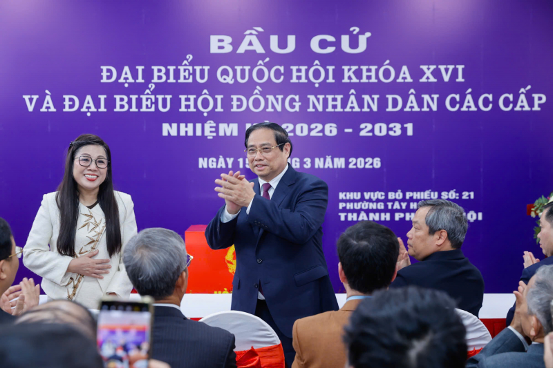 Cử tri cả nước thực hiện quyền và nghĩa vụ thiêng liêng của công dân- Ảnh 11.