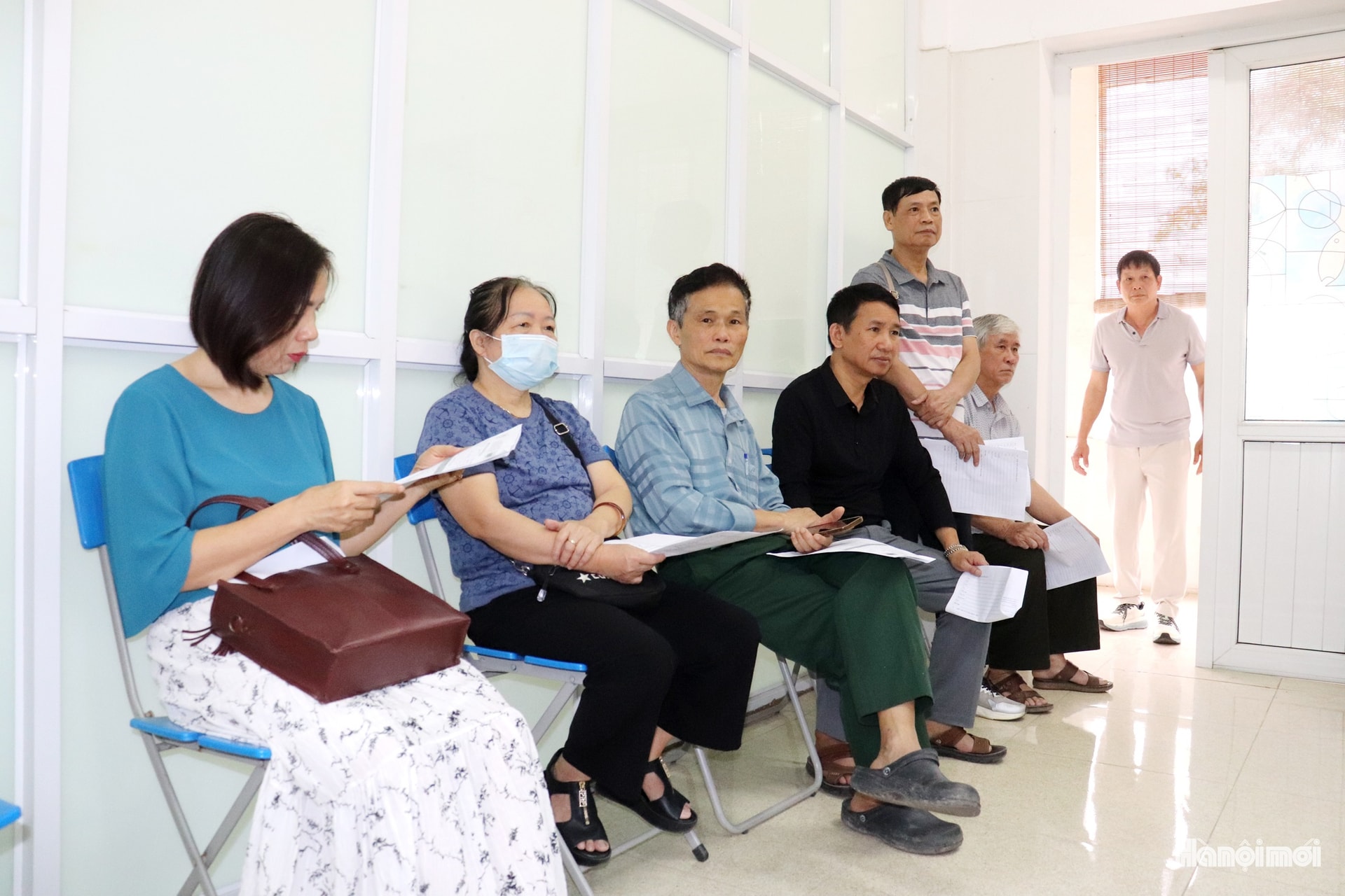 Hàng nghìn người dân Kiến Hưng được khám sức khỏe miễn phí- Ảnh 10.