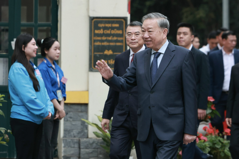 Cử tri cả nước thực hiện quyền và nghĩa vụ thiêng liêng của công dân- Ảnh 3.