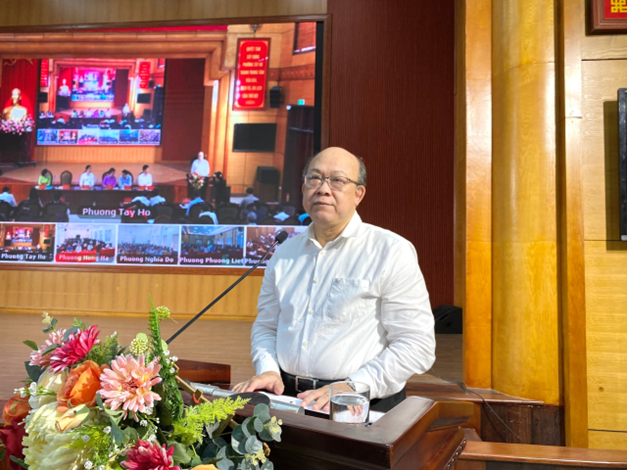 Ứng cử viên đại biểu Quốc hội khoá XVI tiếp xúc cử tri tại Đơn vị bầu cử số 2, thành phố Hà Nội.- Ảnh 8.