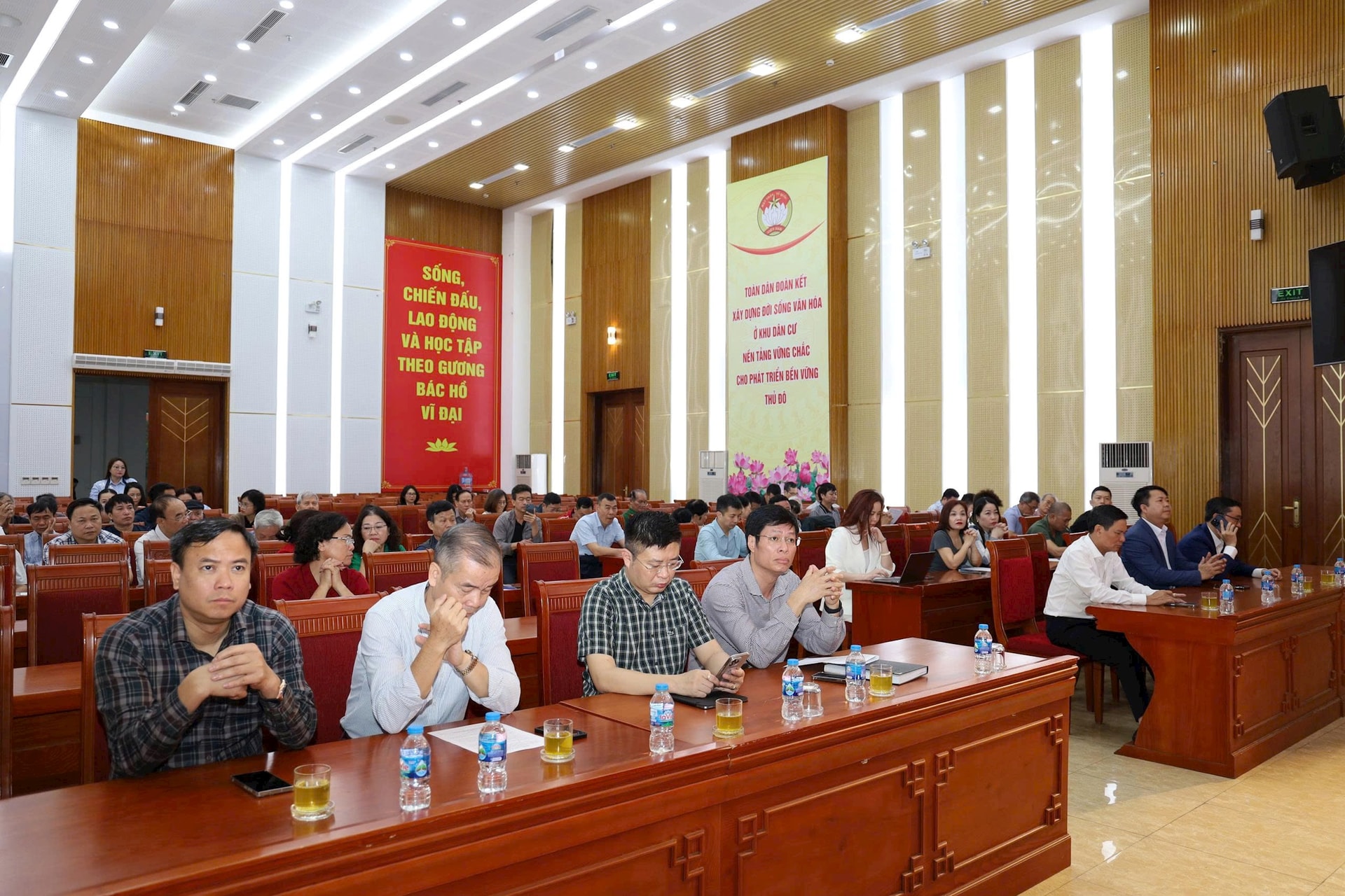  Viện Quy hoạch xây dựng Hà Nội lấy ý kiến các cơ quan, tổ chức, cá nhân và cộng đồng dân cư đối với phương án tuyến trục không gian Quốc lộ 1A tại  phường Yên Sở,- Ảnh 2.