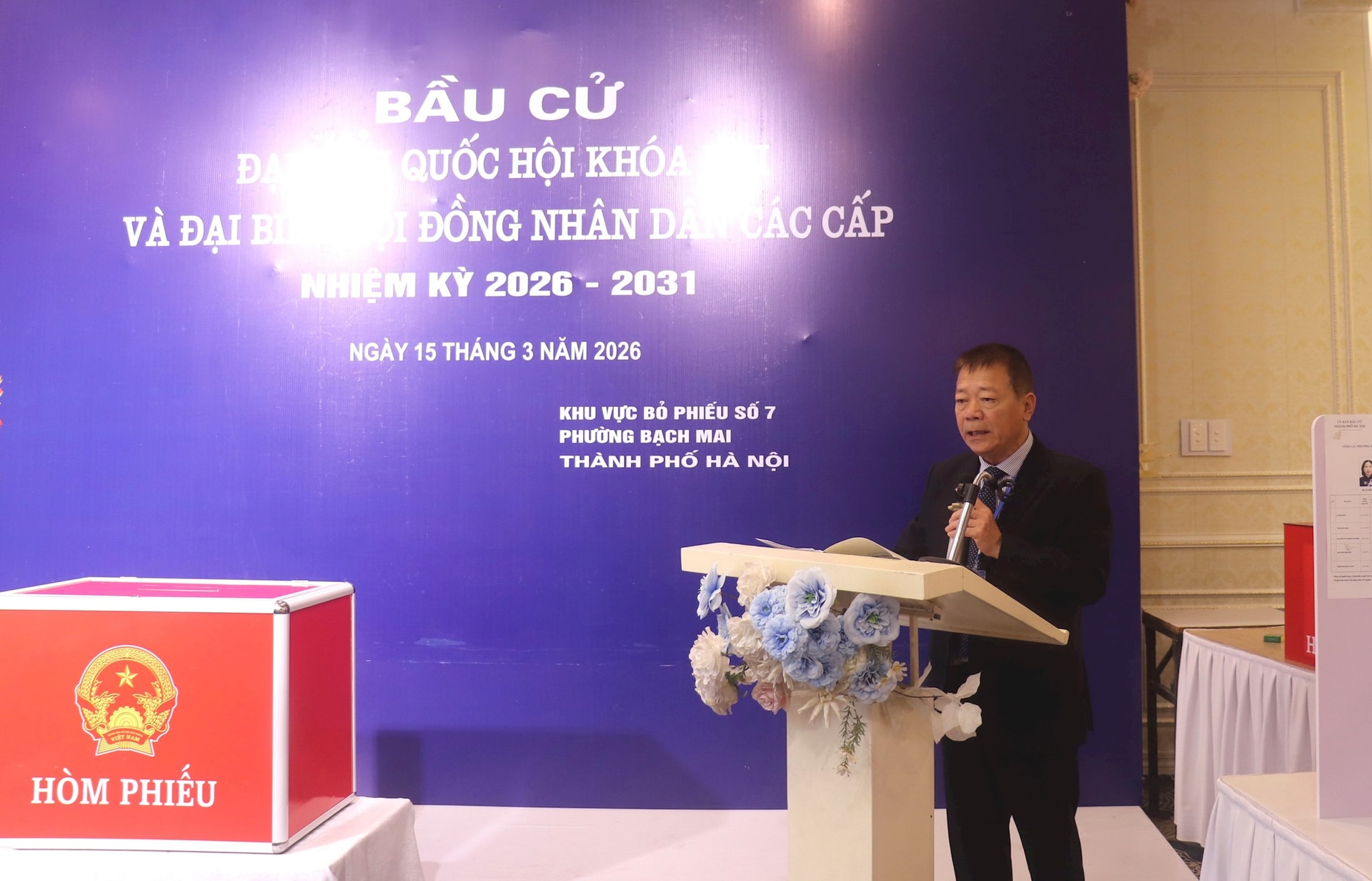 Phường Bạch Mai: 39 khu vực bỏ phiếu thực hiện nhiệm vụ nghiêm túc, đúng quy định- Ảnh 5.