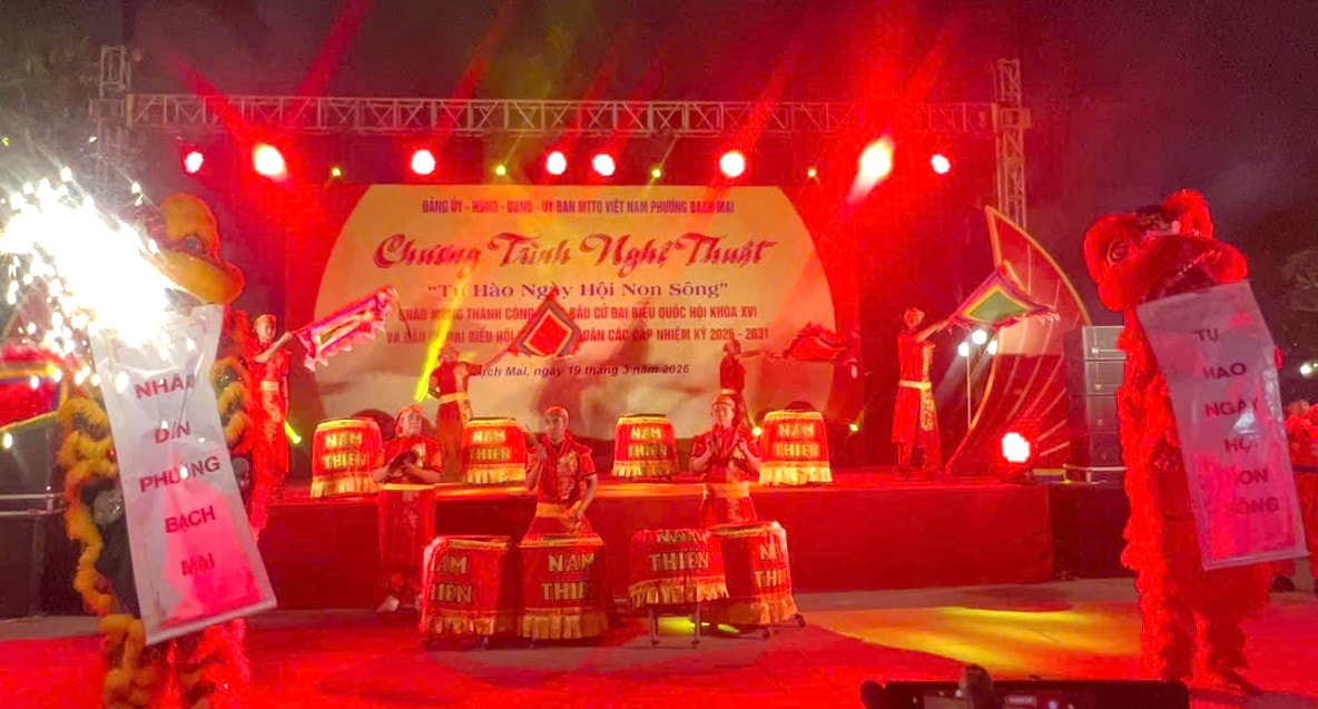 Phường Bạch Mai: đặc sắc chương trình nghệ thuật "Tự hào ngày hội non sông"- Ảnh 5.