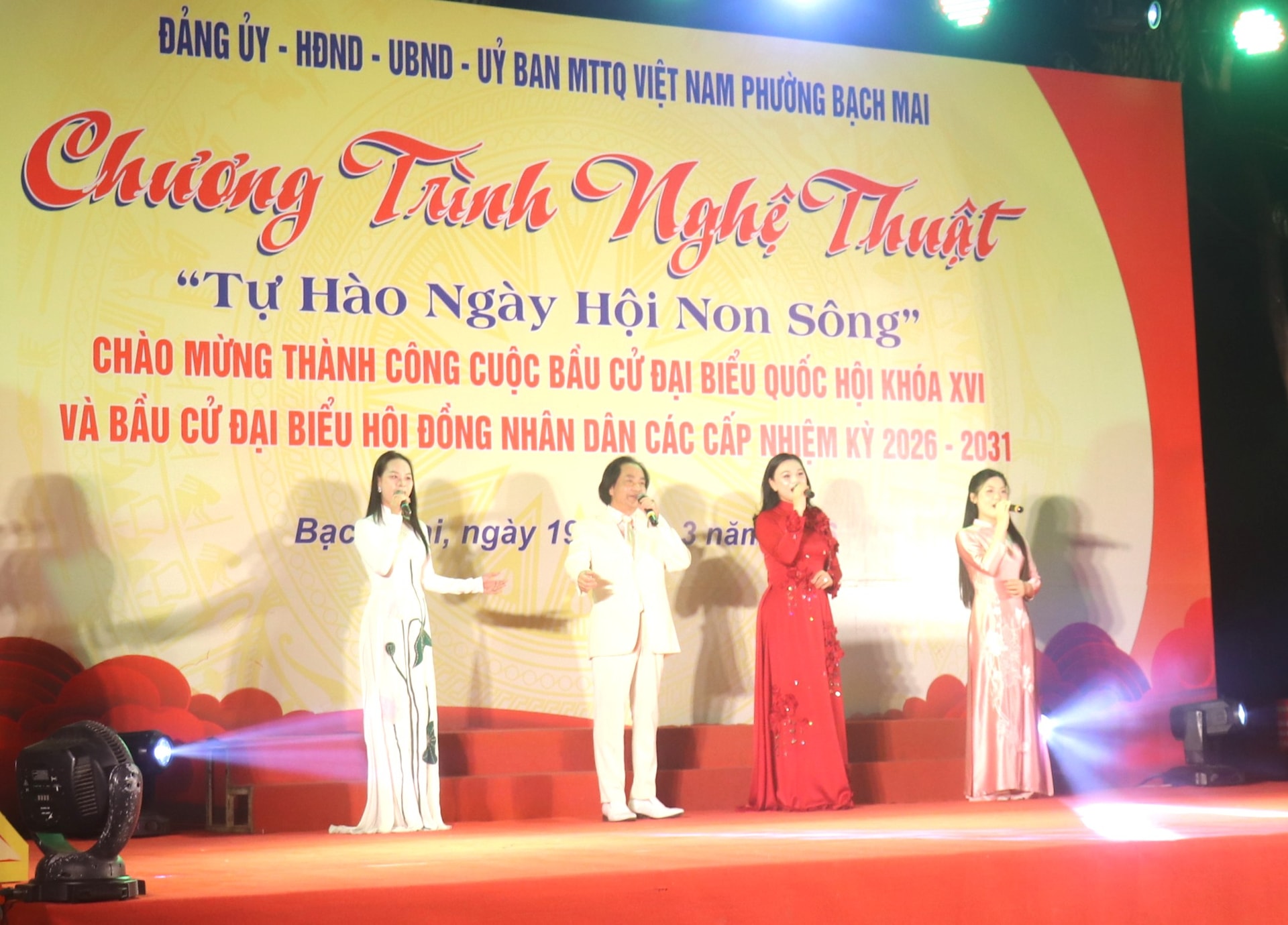 Phường Bạch Mai: đặc sắc chương trình nghệ thuật "Tự hào ngày hội non sông"- Ảnh 10.