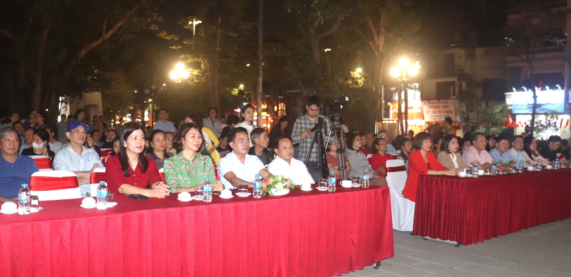 Phường Bạch Mai: đặc sắc chương trình nghệ thuật "Tự hào ngày hội non sông"- Ảnh 1.