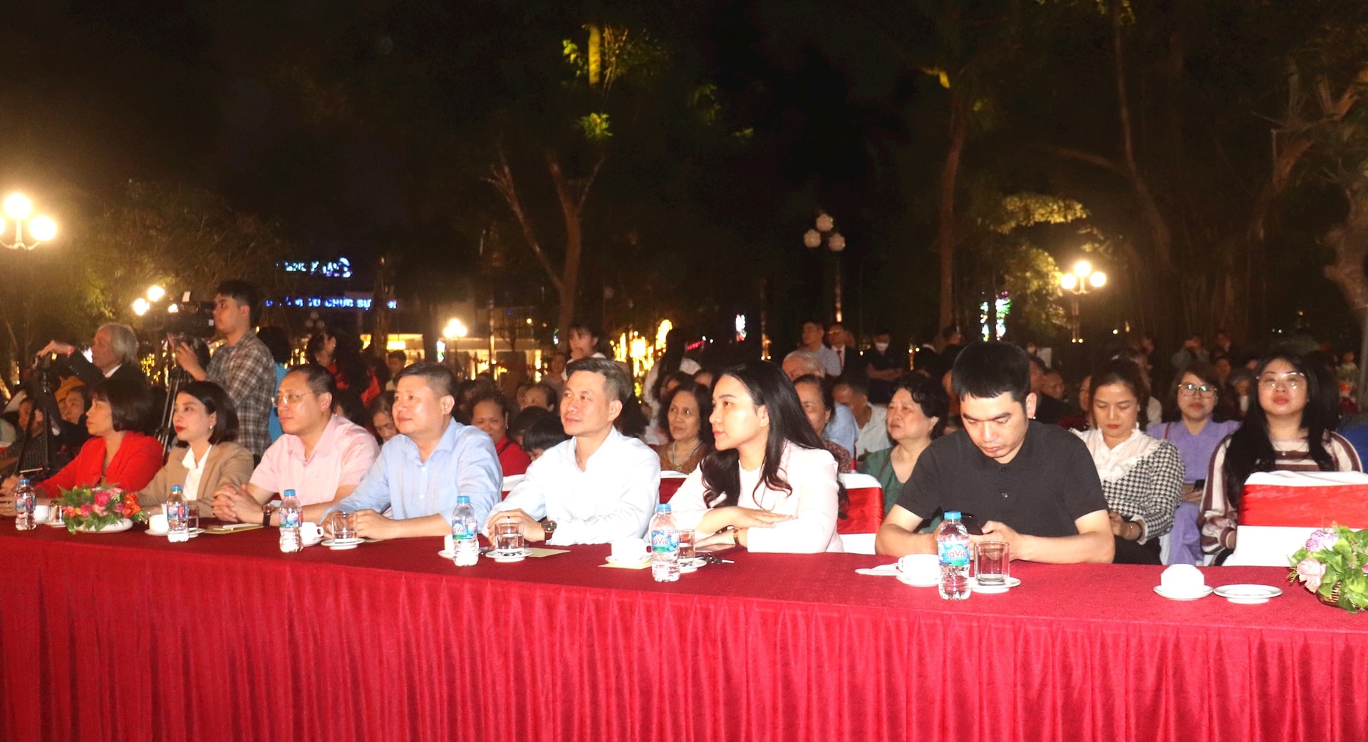 Phường Bạch Mai: đặc sắc chương trình nghệ thuật "Tự hào ngày hội non sông"- Ảnh 2.