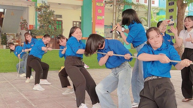 Rộn ràng khí thế thi đua chào mừng kỷ niệm 95 năm Ngày thành lập Đoàn TNCS Hồ Chí Minh (26/3/1931 - 26/3/2026) tại các nhà trường trên địa bàn xã Hoài Đức

- Ảnh 11.