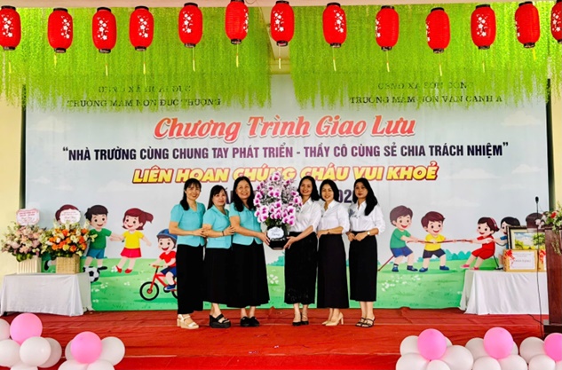 Rộn ràng khí thế thi đua chào mừng kỷ niệm 95 năm Ngày thành lập Đoàn TNCS Hồ Chí Minh (26/3/1931 - 26/3/2026) tại các nhà trường trên địa bàn xã Hoài Đức

- Ảnh 21.