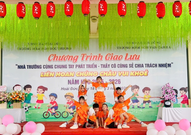 Rộn ràng khí thế thi đua chào mừng kỷ niệm 95 năm Ngày thành lập Đoàn TNCS Hồ Chí Minh (26/3/1931 - 26/3/2026) tại các nhà trường trên địa bàn xã Hoài Đức

- Ảnh 22.